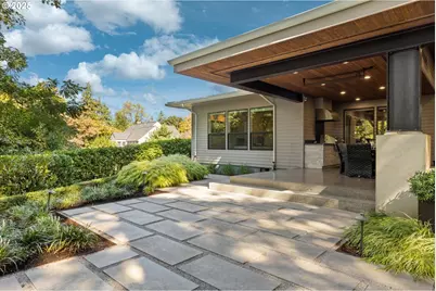 13197 Thoma Rd, Lake Oswego, OR 97034 - Photo 32