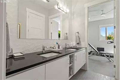 13197 Thoma Rd, Lake Oswego, OR 97034 - Photo 40