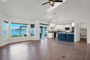 85675 Glenada Rd, Florence, OR 97439 - Photo 10