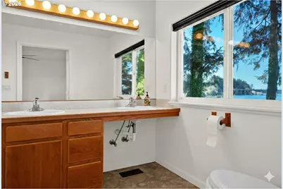85675 Glenada Rd, Florence, OR 97439 - Photo 24