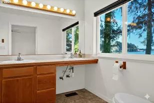 85675 Glenada Rd, Florence, OR 97439 - Photo 24