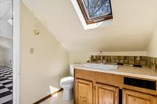 663 Van Buren St, Eugene, OR 97402 - Photo 20