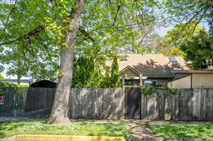 663 Van Buren St, Eugene, OR 97402 - Photo 44