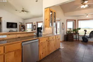 15990 SW Culver Hwy, Culver, OR 97734 - Photo 12