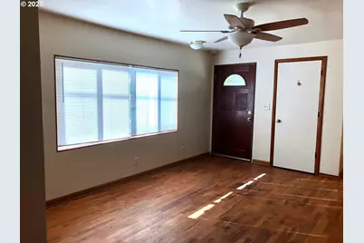 3215 Pheasant Blvd, Springfield, OR 97477 - Photo 2