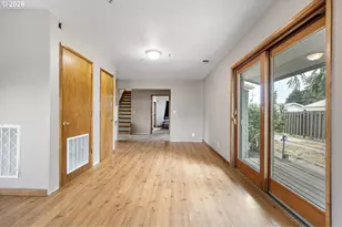 340 N 7th St, Harrisburg, OR 97446 - Photo 12