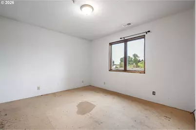 340 N 7th St, Harrisburg, OR 97446 - Photo 22