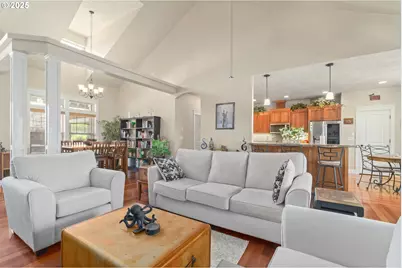 2610 Crowther Dr, Eugene, OR 97404 - Photo 6