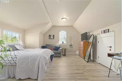 2610 Crowther Dr, Eugene, OR 97404 - Photo 32