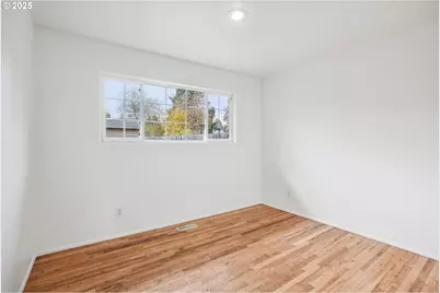 4907 SE 113th Ave, Portland, OR 97266 - Photo 26