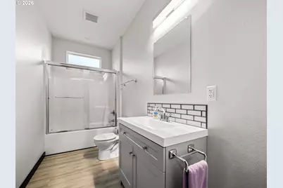 2704 N Greenwood St, La Grande, OR 97850 - Photo 8