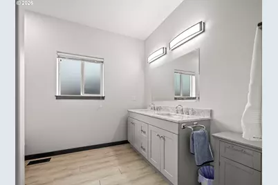 2704 N Greenwood St, La Grande, OR 97850 - Photo 16