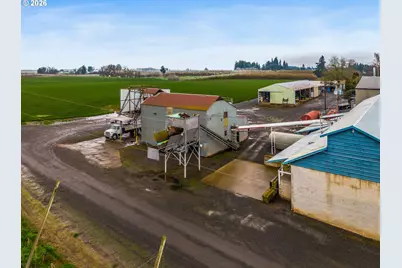 4797 St Paul Hwy NE, Saint Paul, OR 97137 - Photo 4