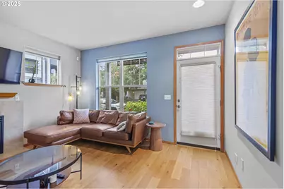 3724 NE Grand Ave, Portland, OR 97212 - Photo 6