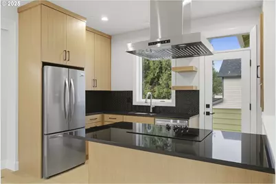 6900 SE Brooklyn St, Portland, OR 97206 - Photo 10