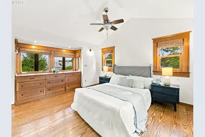 604 S Florida St, Portland, OR 97219 - Photo 12