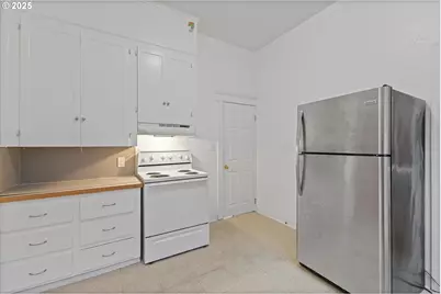 3527 SE Belmont St, Portland, OR 97214 - Photo 16