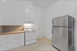 3527 SE Belmont St, Portland, OR 97214 - Photo 16