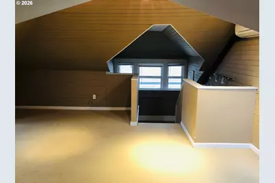 1926 NE 11th Ave, Portland, OR 97212 - Photo 10