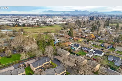 1505 Fetters Loop, Eugene, OR 97402 - Photo 8