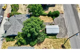 318 E 13th St, The Dalles, OR 97058 - Photo 28