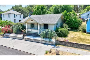 318 E 13th St, The Dalles, OR 97058 - Photo 26