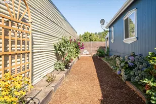 5335 Main St, Springfield, OR 97478 - Photo 20