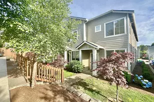 64 NE 134th Pl, Portland, OR 97230 - Photo 2