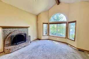 2660 Bowmont Dr, Eugene, OR 97405 - Photo 8