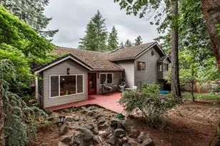 2660 Bowmont Dr, Eugene, OR 97405 - Photo 36