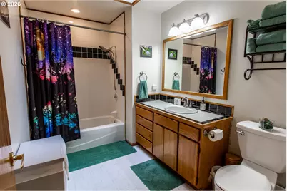 2660 Bowmont Dr, Eugene, OR 97405 - Photo 26