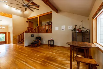 2660 Bowmont Dr, Eugene, OR 97405 - Photo 14