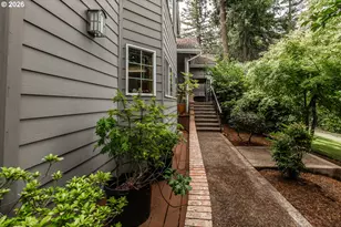2660 Bowmont Dr, Eugene, OR 97405 - Photo 2