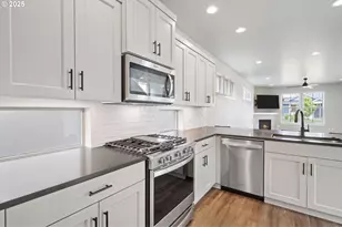 8058 SE Reddington St, Hillsboro, OR 97123 - Photo 10