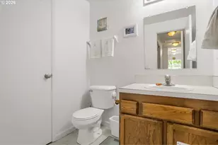 18402 SW Burns Ridge Ct, Beaverton, OR 97007 - Photo 10