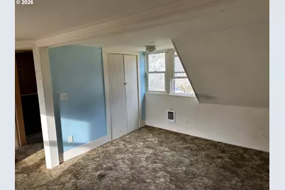 475 NE Alder St, Mill City, OR 97360 - Photo 14