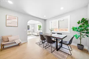 1925 SE Sherrett St, Portland, OR 97202 - Photo 8