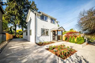 1925 SE Sherrett St, Portland, OR 97202 - Photo 2