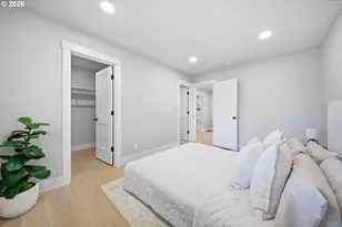 1925 SE Sherrett St, Portland, OR 97202 - Photo 16