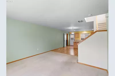 6127 SE 141st Ave, Portland, OR 97236 - Photo 8