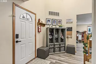 104 Westminster Dr, Kelso, WA 98626 - Photo 6