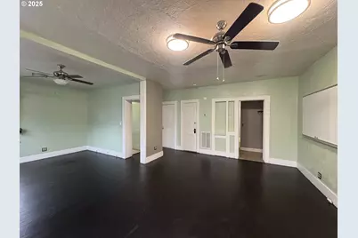 960/970 W 7th Ave, Eugene, OR 97402 - Photo 8