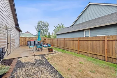 723 N 7th St, Carlton, OR 97111 - Photo 28