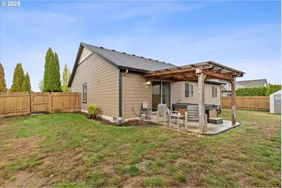 723 N 7th St, Carlton, OR 97111 - Photo 22