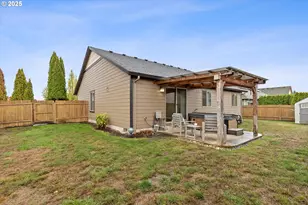723 N 7th St, Carlton, OR 97111 - Photo 22