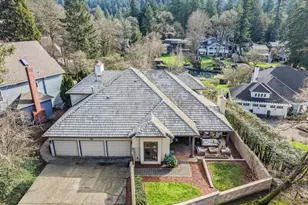 17282 Lake Haven Dr, Lake Oswego, OR 97035 - Photo 2