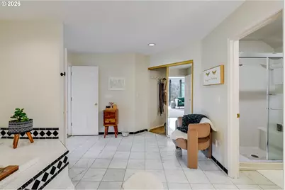 17282 Lake Haven Dr, Lake Oswego, OR 97035 - Photo 30