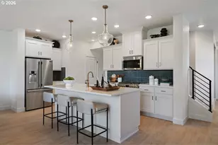 901 Rosebud Ct, Forest Grove, OR 97116 - Photo 2