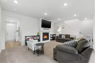 8815 SW Mohegan Ln, Tualatin, OR 97062 - Photo 8