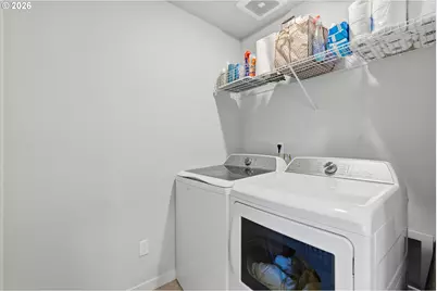 8815 SW Mohegan Ln, Tualatin, OR 97062 - Photo 30